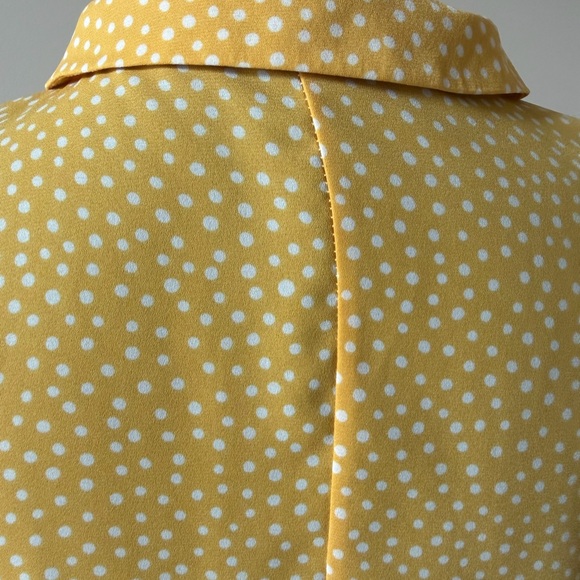 West Kei Medium Yellow Polka Dot Women's Short Sleeve Blouse - Picture 2 of 7